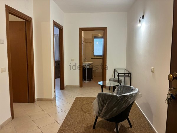 appartamento in affitto a Valverde(CT)