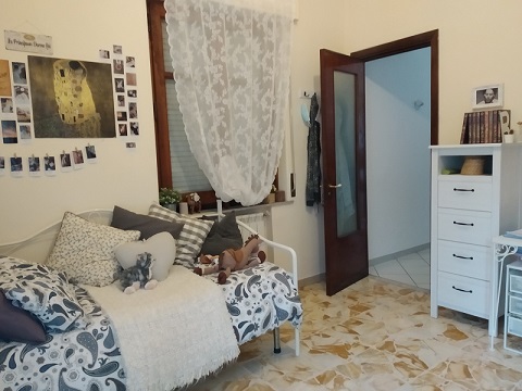 appartamento in affitto a Valverde(CT)