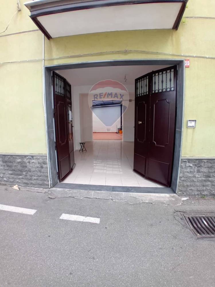 locale commerciale in affitto a Viagrande