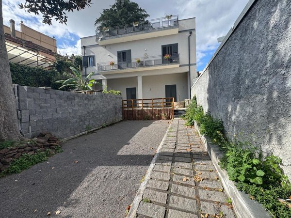 appartamento in affitto a Viagrande