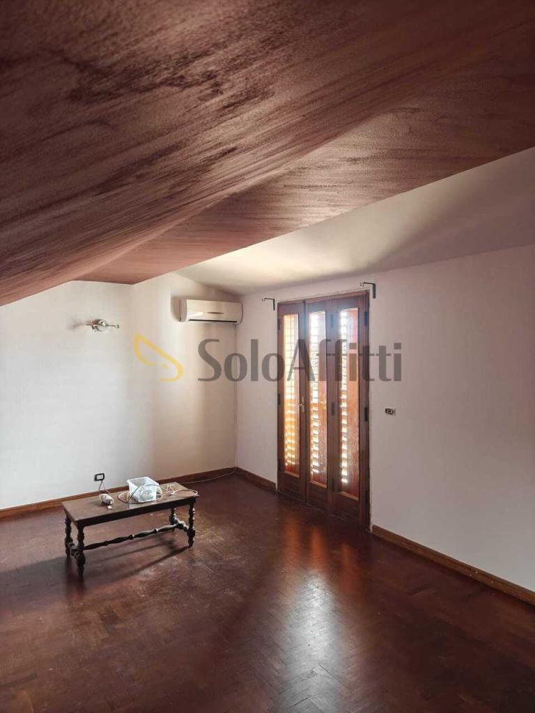 appartamento in affitto a Viagrande