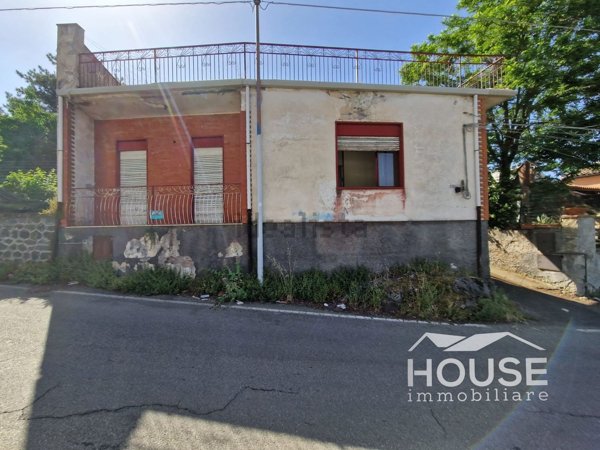 appartamento in affitto a Ragalna