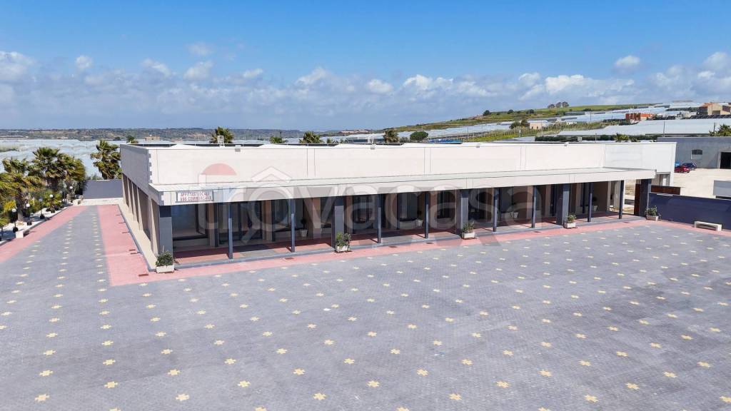 negozio in affitto ad Acate in zona Marina di Acate