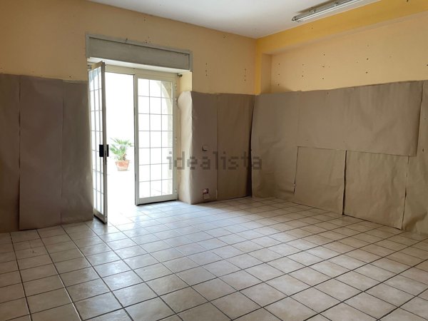 locale commerciale in affitto a Chiaramonte Gulfi