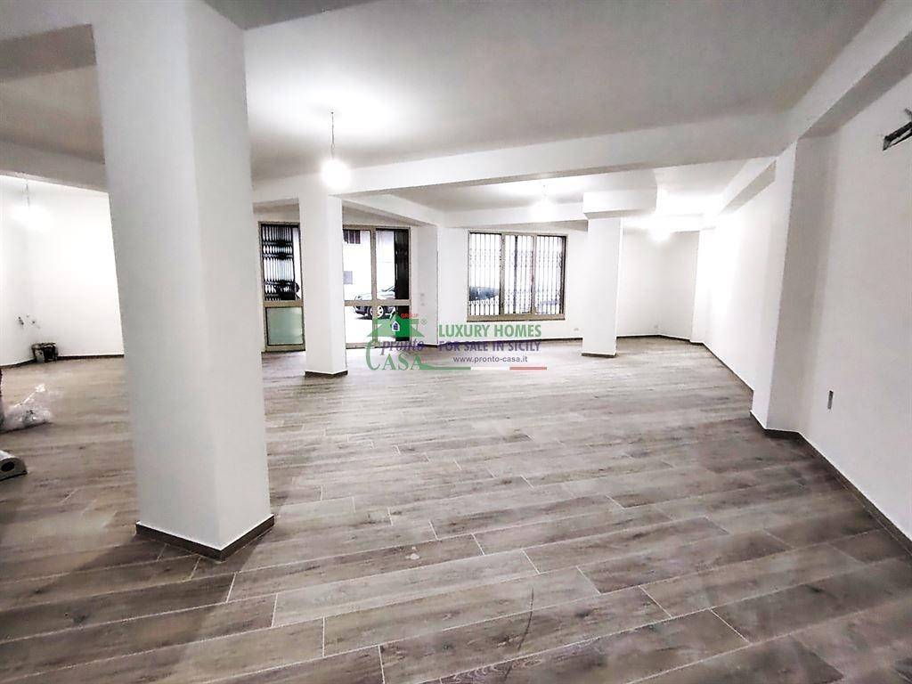 negozio in affitto a Comiso