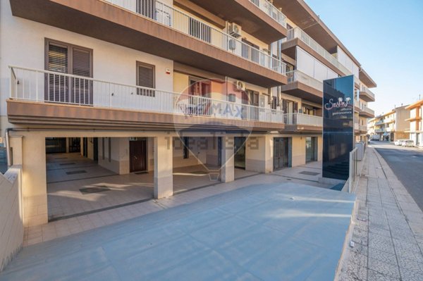 locale commerciale in affitto a Comiso