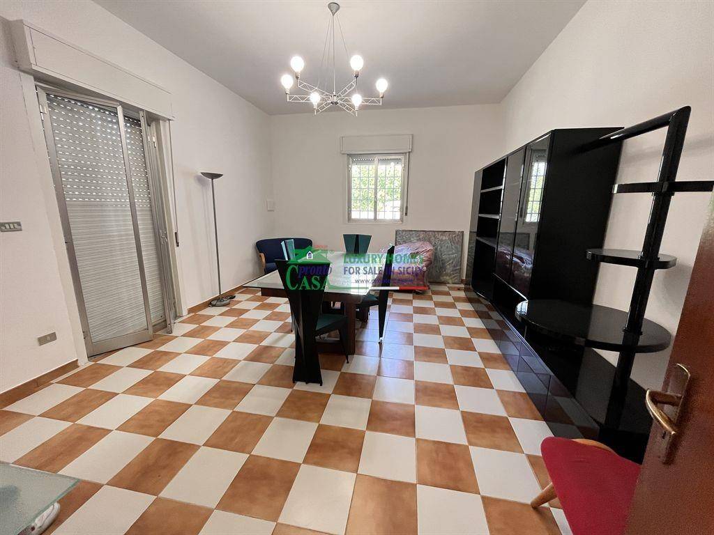 casa indipendente in affitto a Comiso