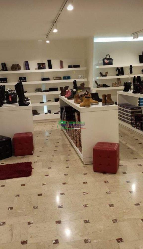 locale commerciale in affitto a Comiso