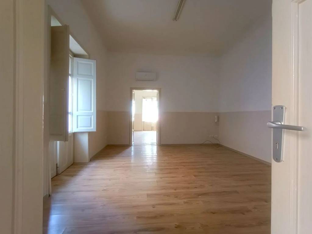 ufficio in affitto a Comiso