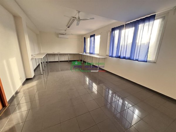 locale commerciale in affitto a Comiso in zona Centro Storico