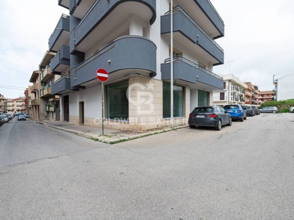 negozio in affitto a Comiso
