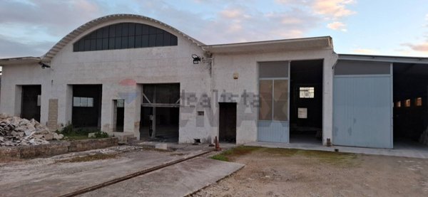 negozio in affitto a Comiso