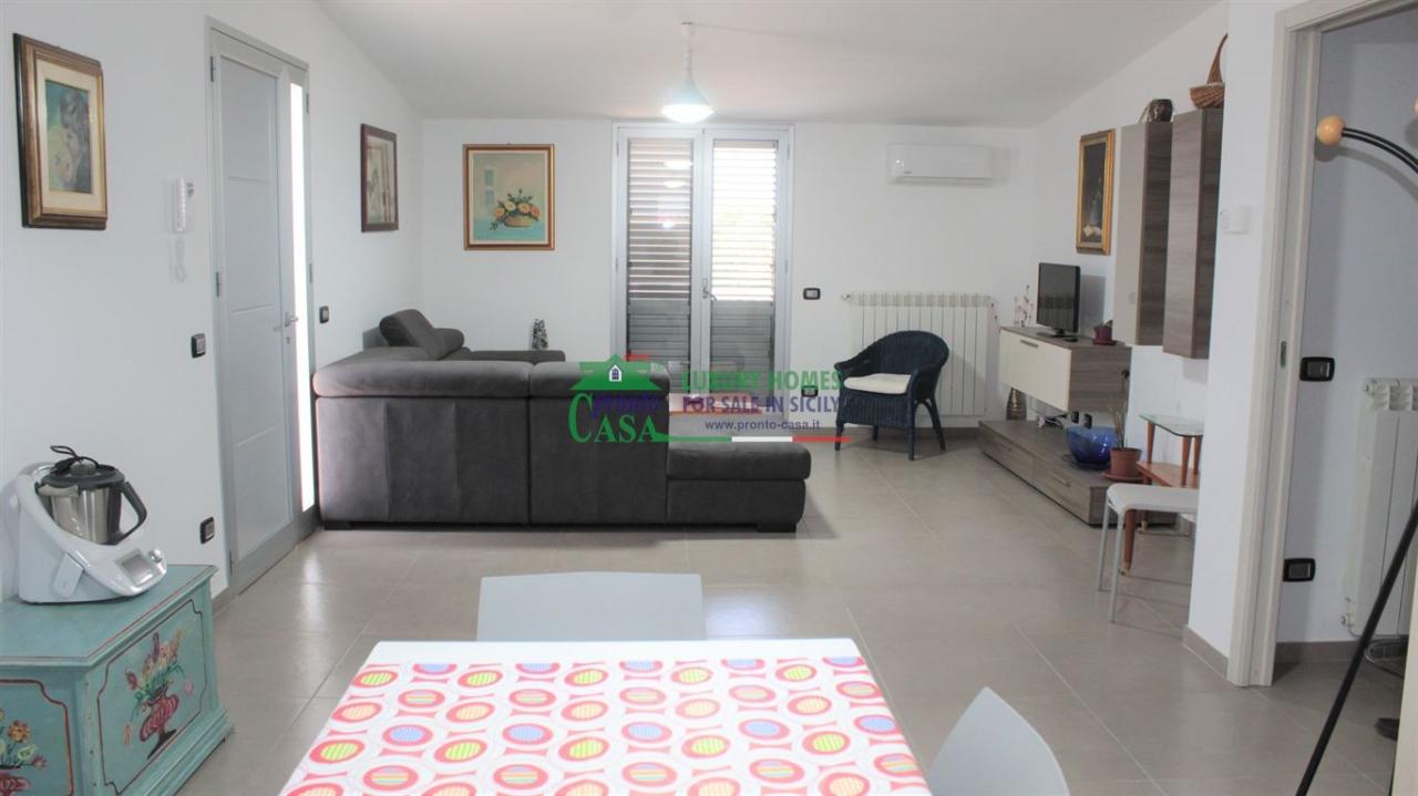 casa indipendente in affitto a Comiso