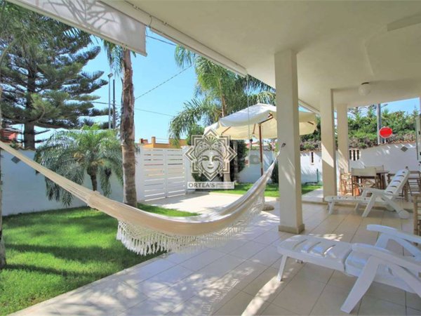 casa indipendente in affitto ad Ispica in zona Santa Maria del Focallo