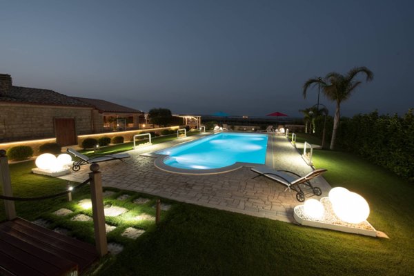 casa indipendente in affitto ad Ispica in zona Santa Maria del Focallo