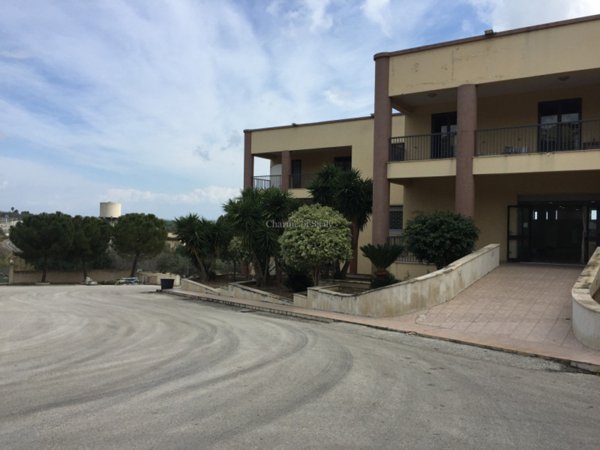 negozio in affitto ad Ispica