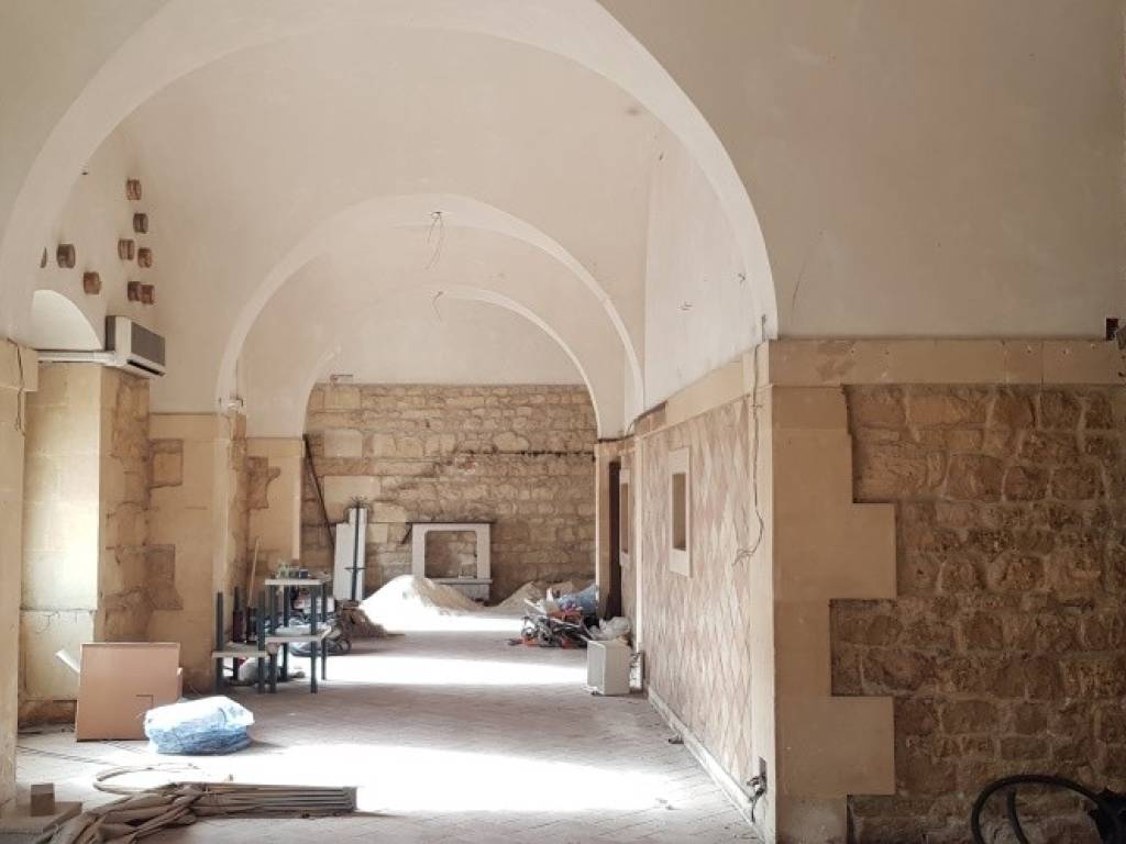 negozio in affitto a Modica in zona Modica Bassa
