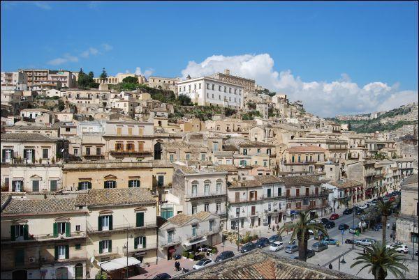appartamento in affitto a Modica in zona Modica Bassa
