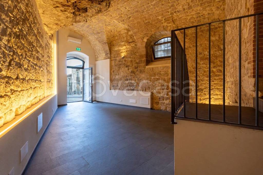 negozio in affitto a Modica in zona Modica Bassa