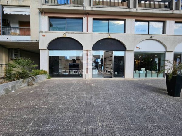 locale commerciale in affitto a Modica in zona Sacro Cuore