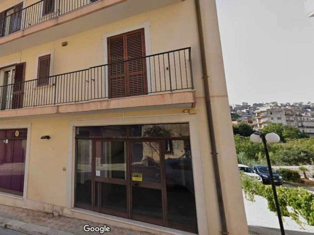 negozio in affitto a Modica in zona Modica Bassa