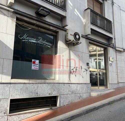 negozio in affitto a Modica in zona Modica Bassa