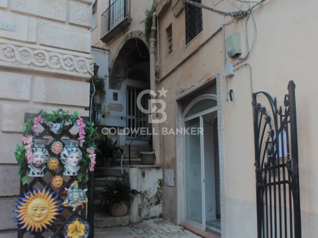 negozio in affitto a Modica in zona Modica Bassa