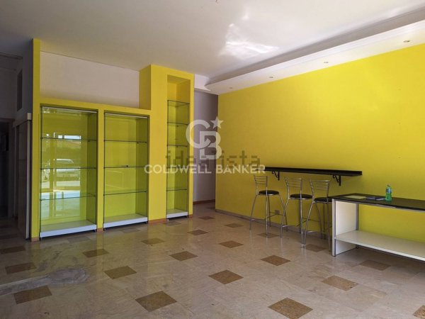locale commerciale in affitto a Modica in zona Sacro Cuore