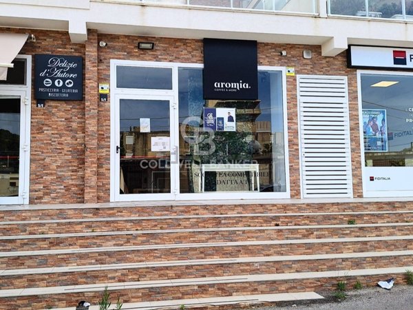 locale commerciale in affitto a Modica in zona Sacro Cuore