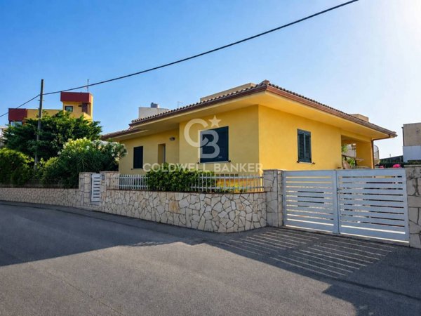 casa indipendente in affitto a Modica in zona Marina di Modica
