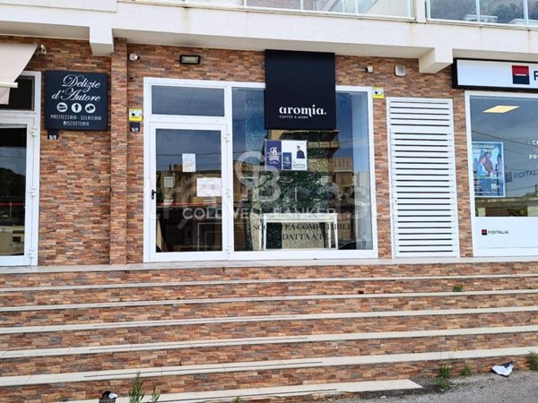 negozio in affitto a Modica in zona Sacro Cuore