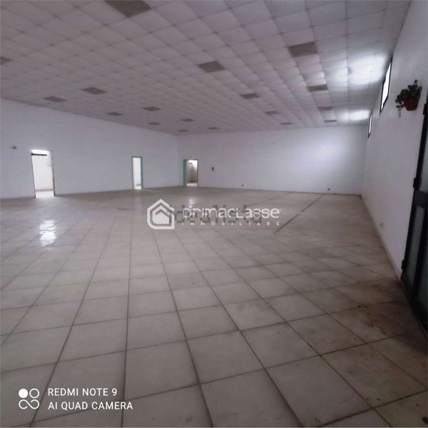locale commerciale in affitto a Modica in zona Sacro Cuore
