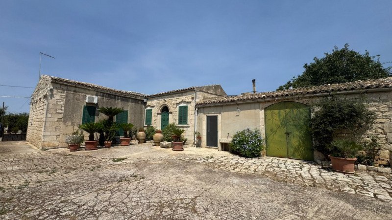 appartamento in affitto a Modica
