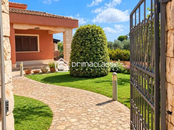 casa indipendente in affitto a Modica in zona Modica Bassa
