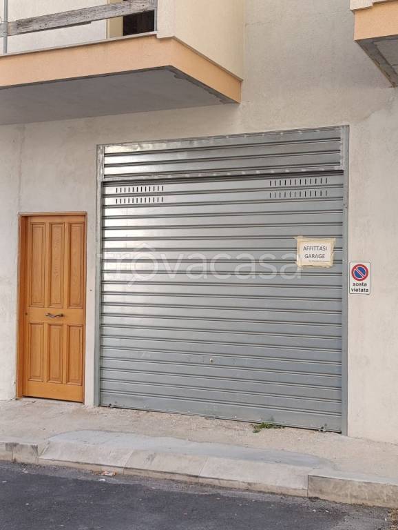 box auto in affitto a Modica in zona Sacro Cuore