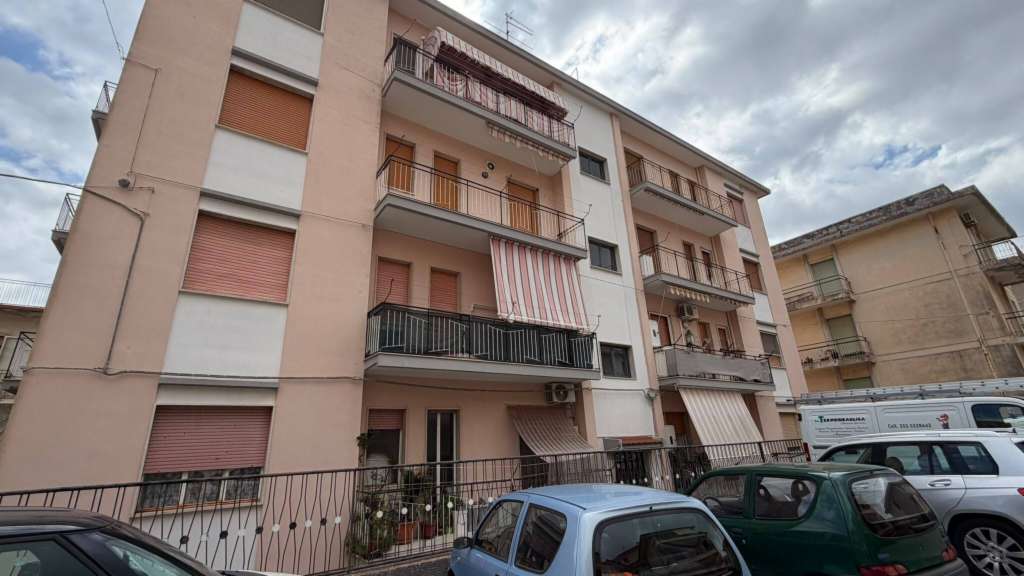 appartamento in affitto a Modica in zona Modica Bassa