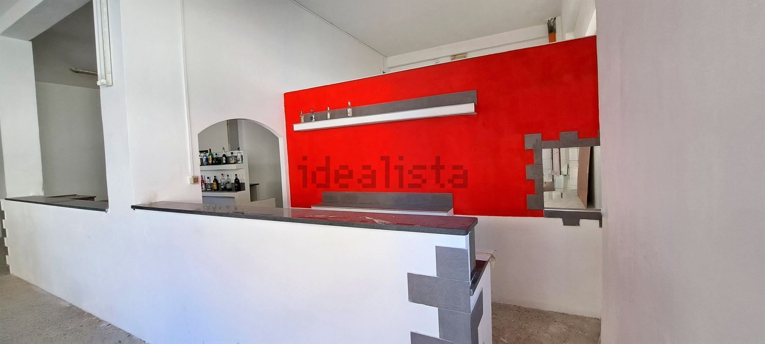 locale commerciale in affitto a Pozzallo