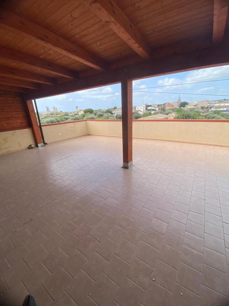 appartamento in affitto a Pozzallo