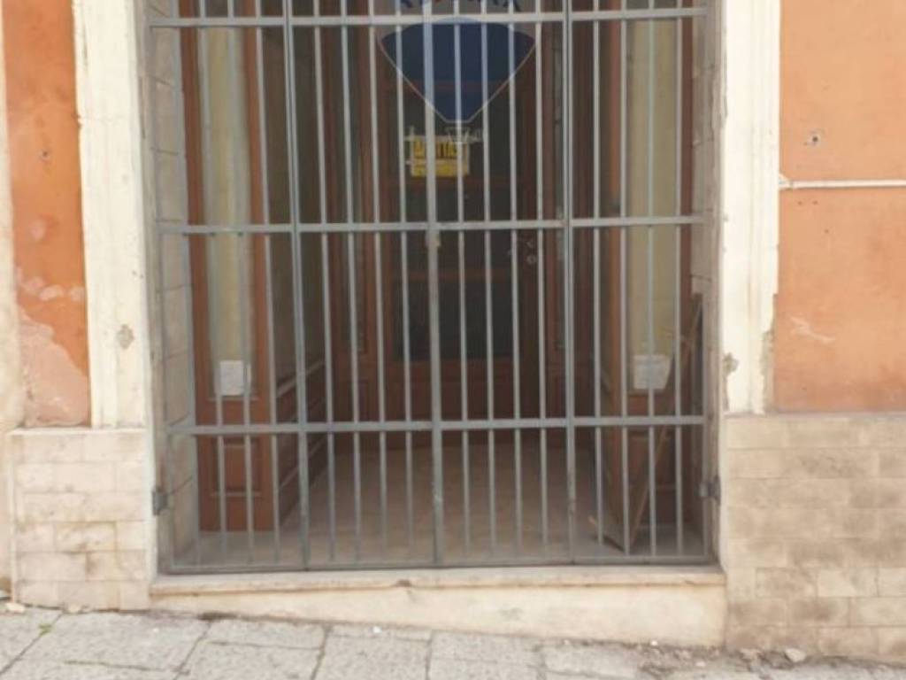 negozio in affitto a Ragusa in zona Ibla