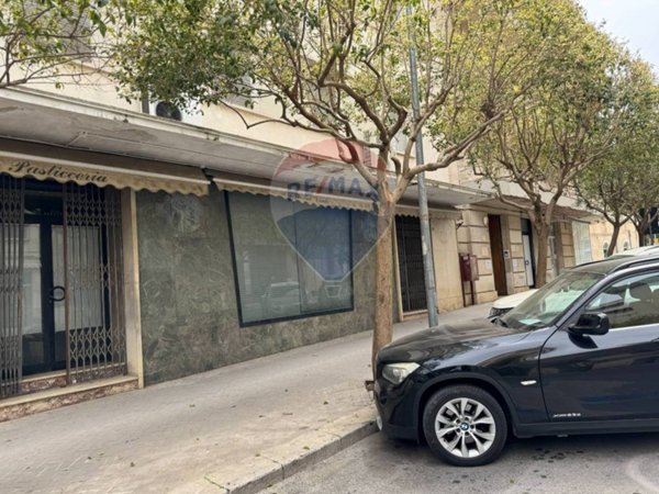 negozio in affitto a Ragusa in zona Ragusa Centro