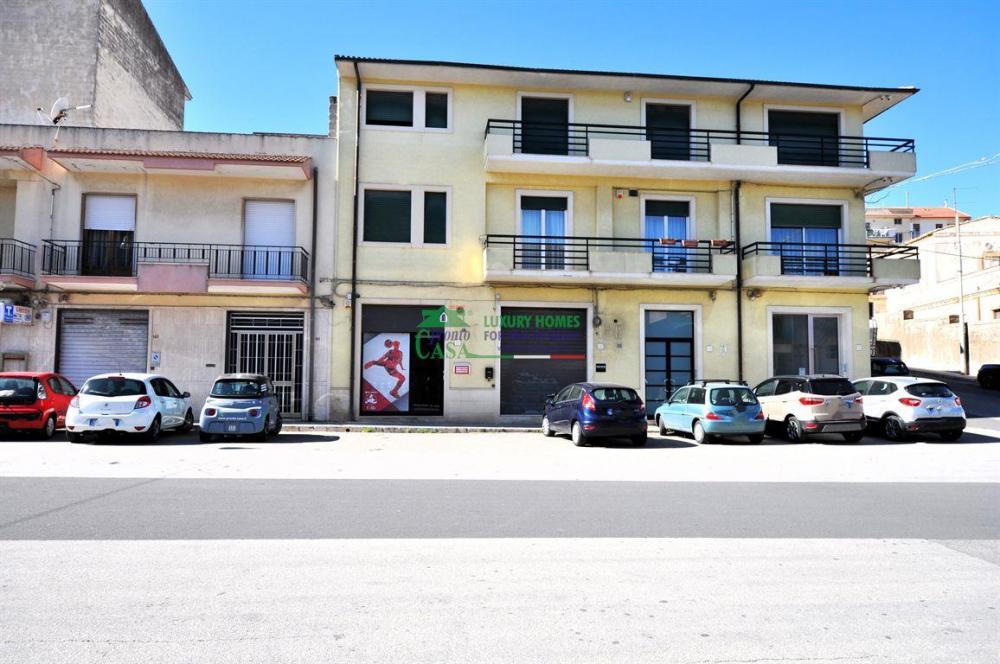 locale commerciale in affitto a Ragusa