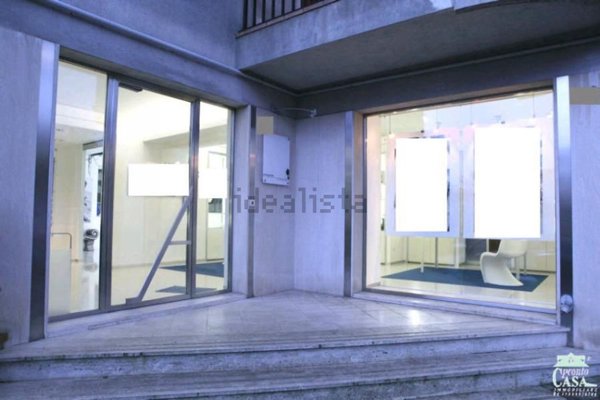 locale commerciale in affitto a Ragusa