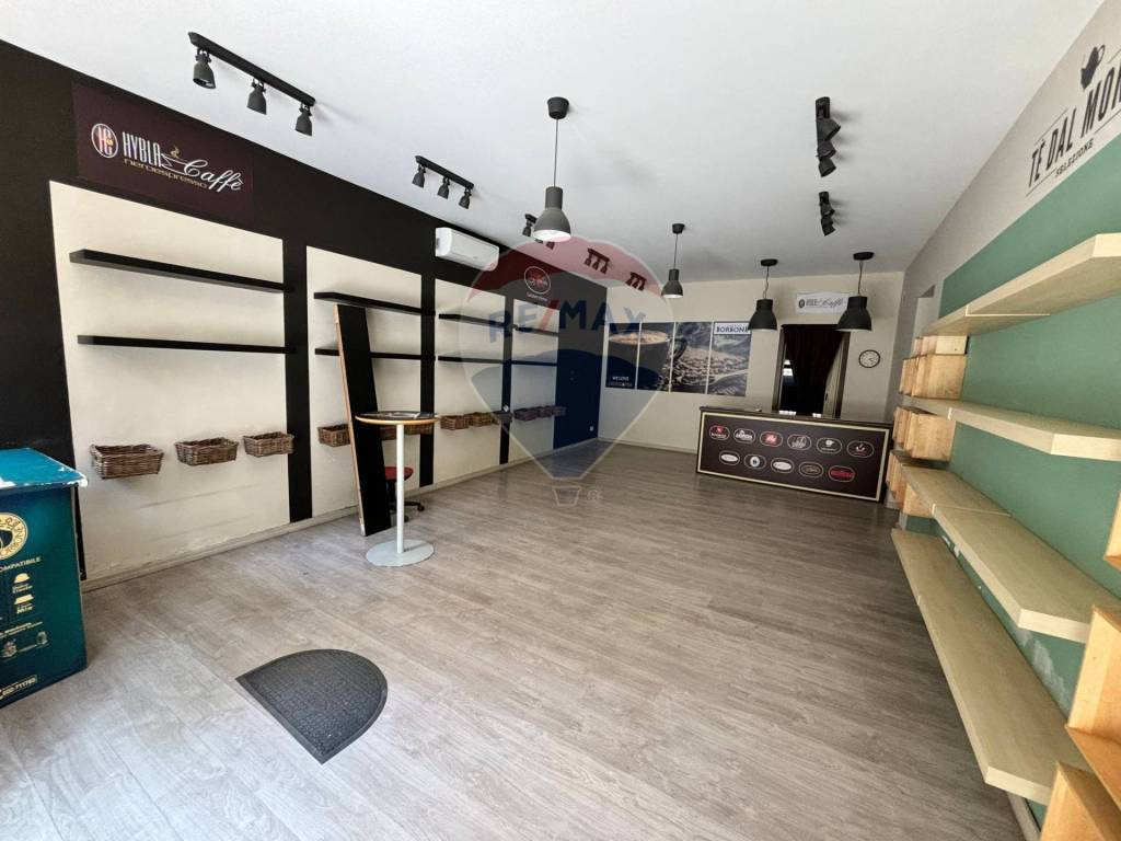 locale commerciale in affitto a Ragusa