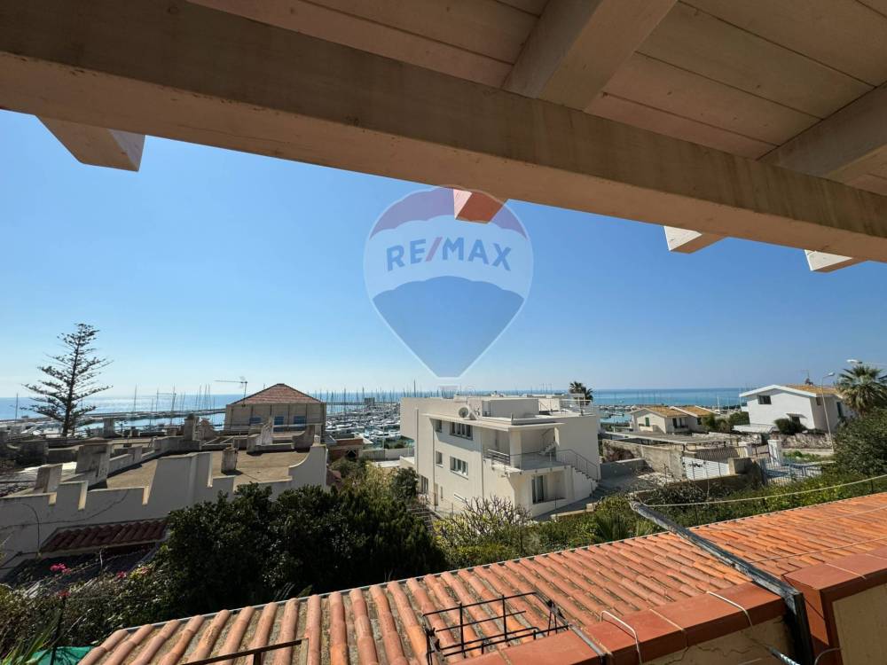 appartamento in affitto a Ragusa in zona Marina