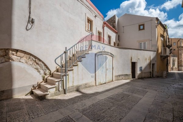 appartamento in affitto a Ragusa in zona Ibla