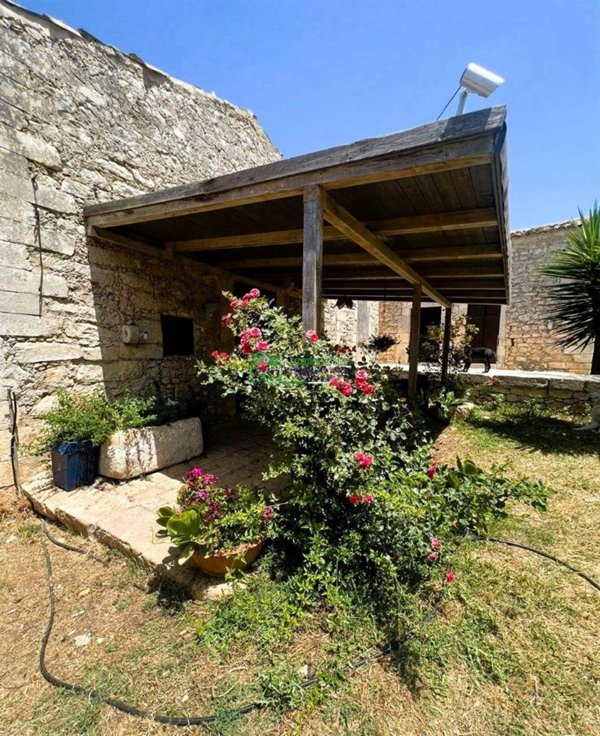 casa indipendente in affitto a Ragusa