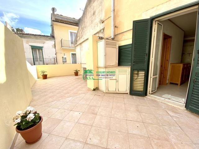 casa indipendente in affitto a Ragusa in zona Ibla