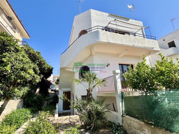 appartamento in affitto a Ragusa in zona Marina