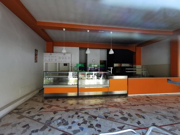 locale commerciale in affitto a Ragusa