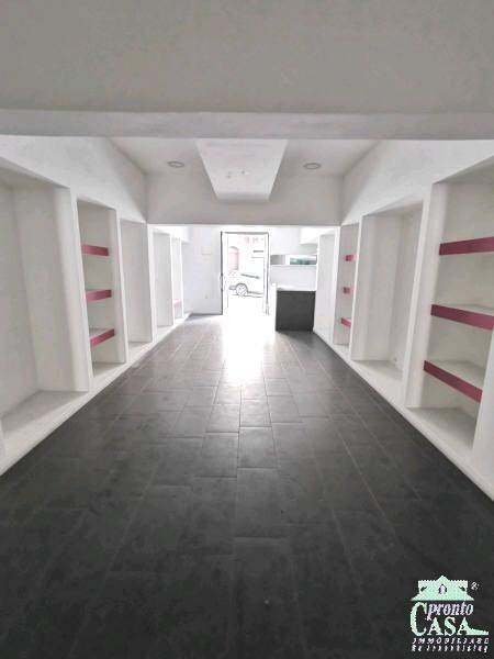 negozio in affitto a Ragusa in zona Ragusa Centro